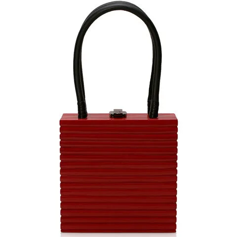 Antonia Red