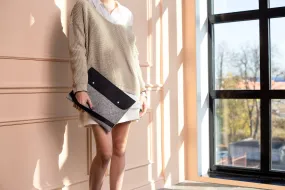 Leather MacBook Case CARRY MORE/ Classy Black/ Light Grey