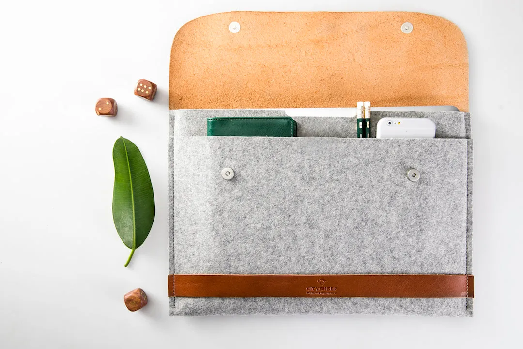 Leather MacBook Case CARRY MORE/ Vegetable tanned/