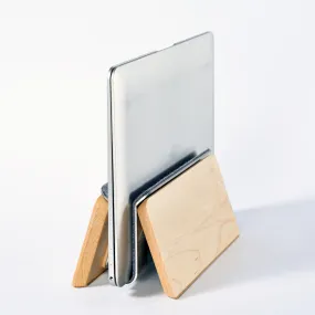 Minimalist Vertical Laptop Storage