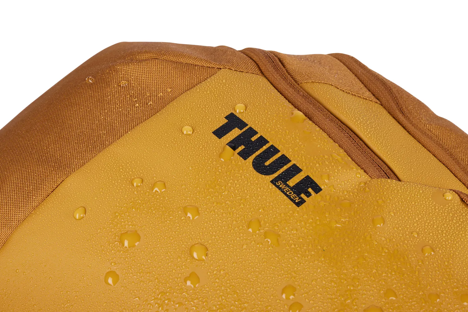 Thule Chasm Laptop Backpack 26L - Golden