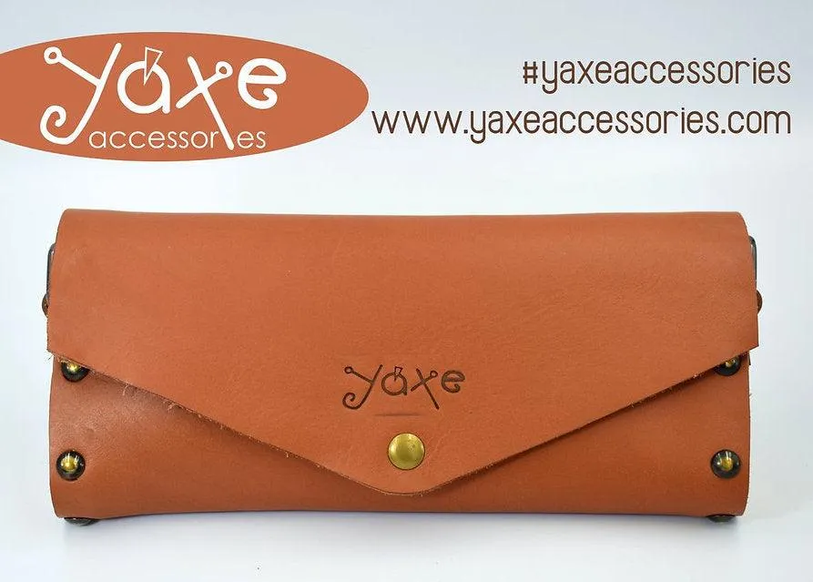 Whisky brown small clutch women bag from leather and wood